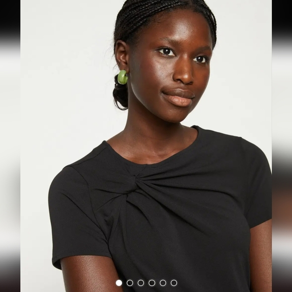 NWOT Universal Standard Stretch Crepe Black Twist Short Sleeve Top 10/ 12 - Picture 2 of 9